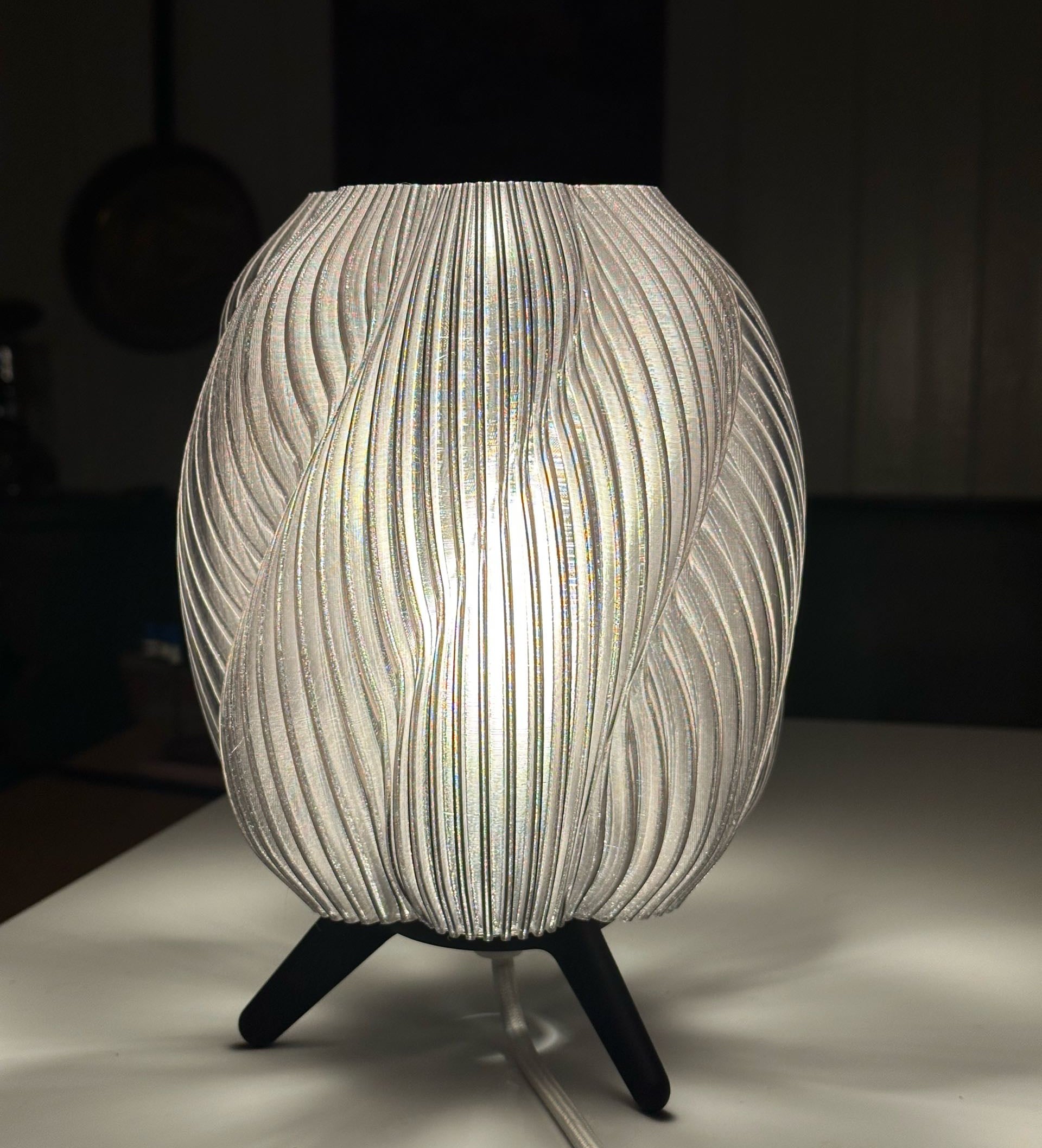 KOEN Stripe Vortex Lamp